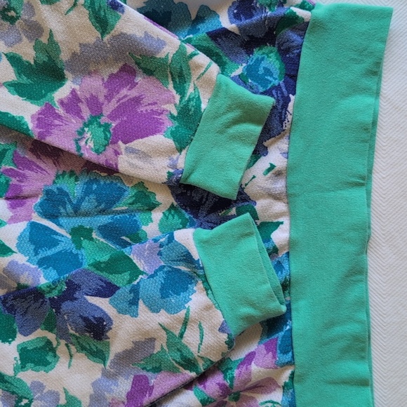 small shop 80s inspired floral hoodie sweatshirt size 4 girls - Picture 4 of 5
